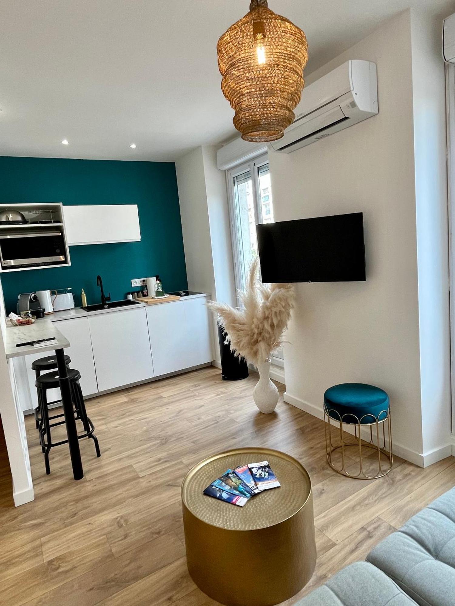 Cocon Chic Du Vieux Port - Clim Apartment Marseille Ngoại thất bức ảnh